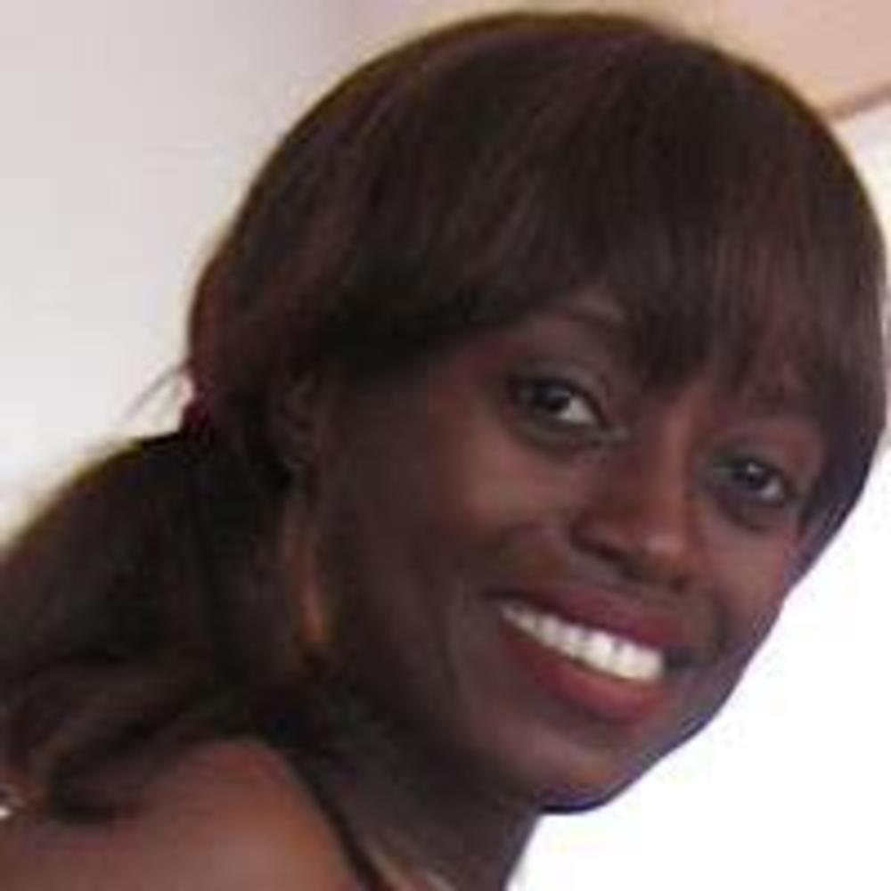 Meet your Posher, Dee